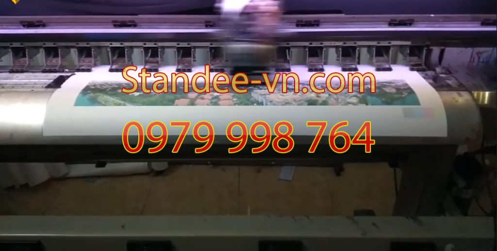 In standee giá rẻ tại TpHCM